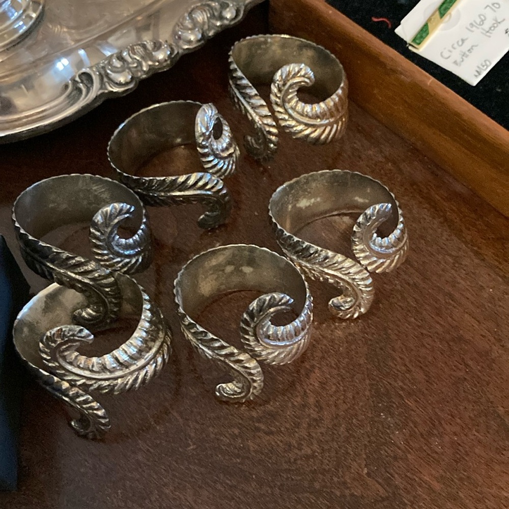 6 Heavy Silvertone Napkin Rings